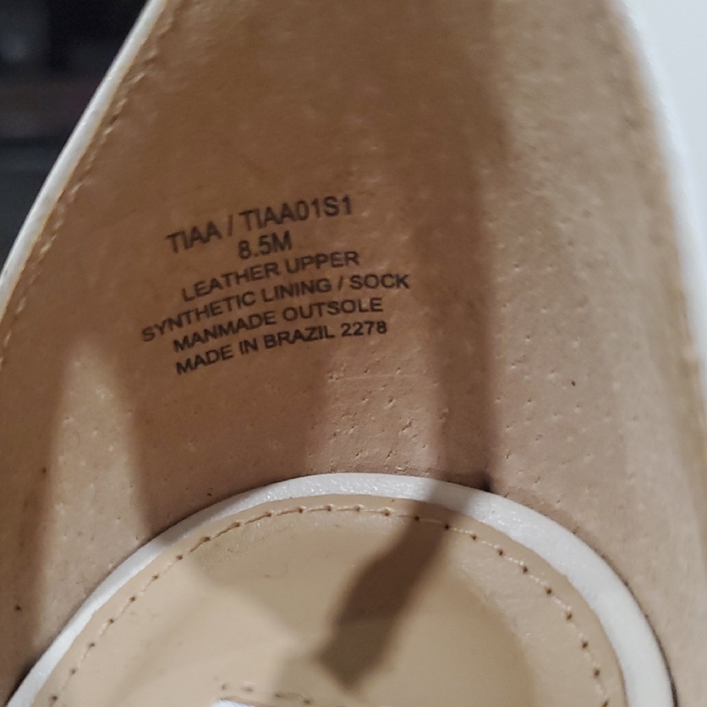 Steve Madden Bone Leather Heels - Picture 4 of 8